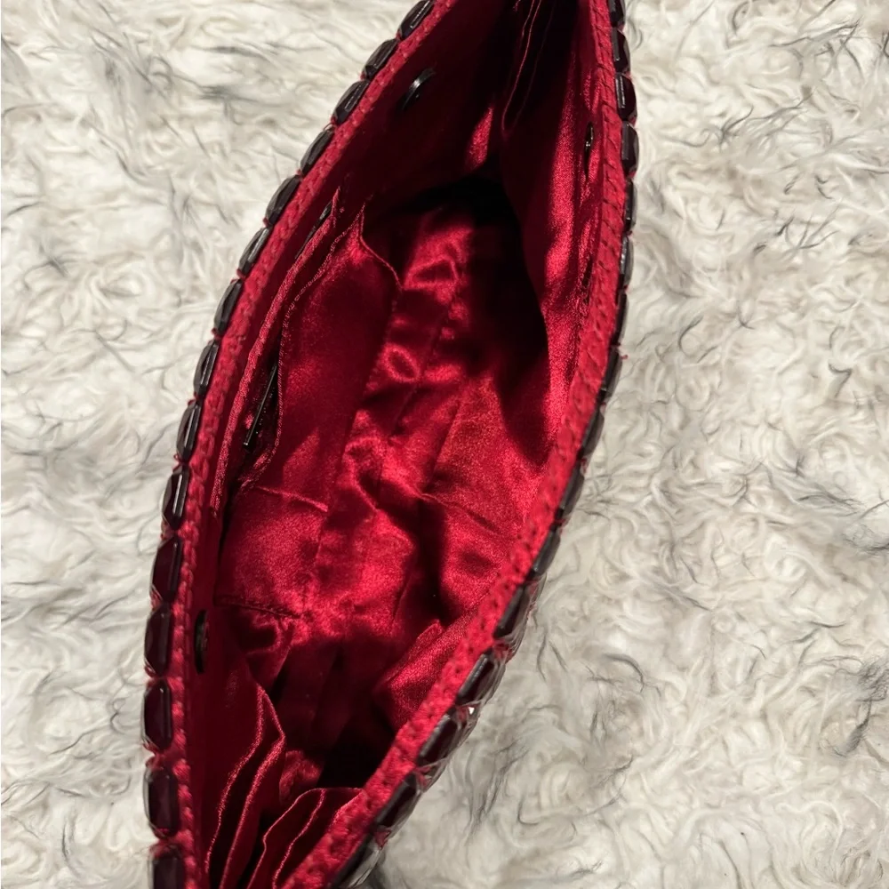 NWOT- Limited Classic Red Rhinestone Clutch - Picture 2 of 4
